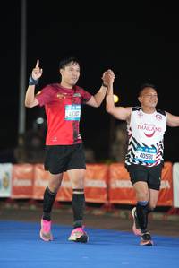 BIB: 43307, 40531
                            <button type="button" onclick="openModal(19767982)" class="btn btn-primary btn-sm float-right btn-popup" data-toggle="modal" data-target=".modal-high-quality">
                        <i class="fas fa-shopping-cart"></i> Add to Cart
                    </button>
                                            <button type="button" onclick="isThisMe(19767982, true)" class="btn btn-success btn-sm float-right btn-popup btn-isme hidden" data-toggle="tooltip" data-placement="bottom" title="นี่คือรูปของคุณใช่ไหม คลิกที่นี่เพื่อเอาเข้าอัลบั้ม">
                        <i class="fas fa-plus"></i> Add to album
                    </button>
                    <button type="button" onclick="isThisMe(19767982, false)" class="btn btn-warning btn-sm float-right btn-popup btn-isnotme hidden">
                        <i class="fas fa-ban"></i> Remove from album
                    </button>